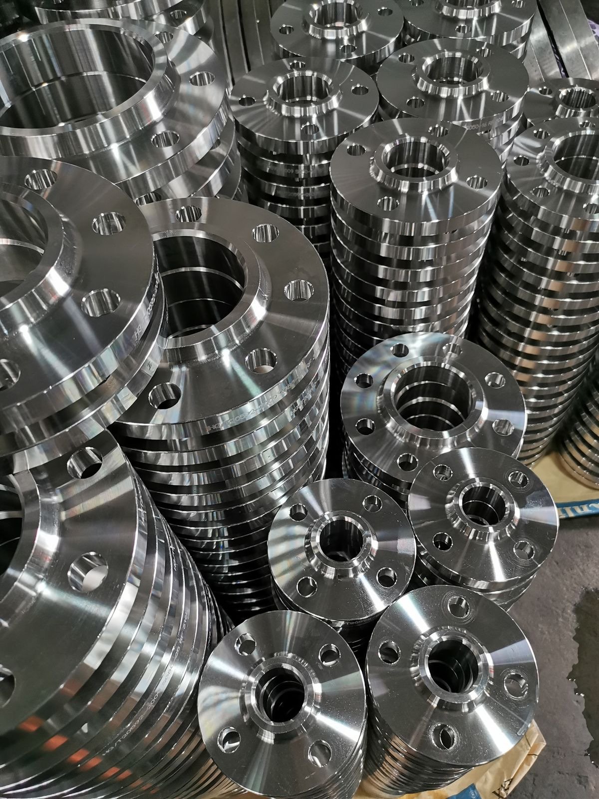 Nelson Metal Industries — Flanges and Fittings